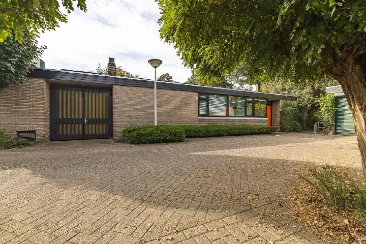 Vrijstaande woning te koop: Mondorfweg 5, 't Hool Eindhoven