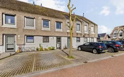 Terraced house for sale: Mondriaanlaan 14, Blaricummermeent Blaricum