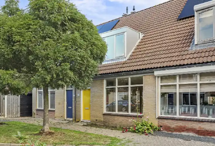 Terraced house for sale: Monnetstede 6, Goes-Noordwest Goes