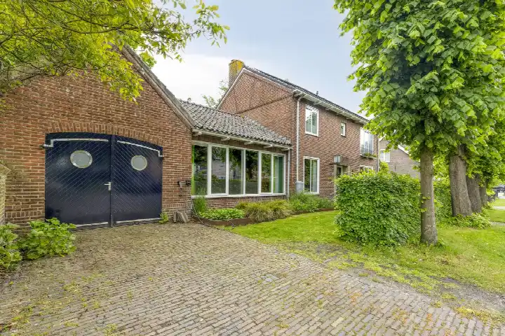 Vrijstaande woning te koop: Monseigneur Borretstraat 11, Reek Reek