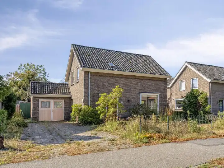 Vrijstaande woning te koop: Monseigneur Suijsstraat 11, Reek Reek