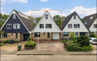 Tussenwoning te koop: Monsmastate 22, Camminghaburen-Zuid Leeuwarden