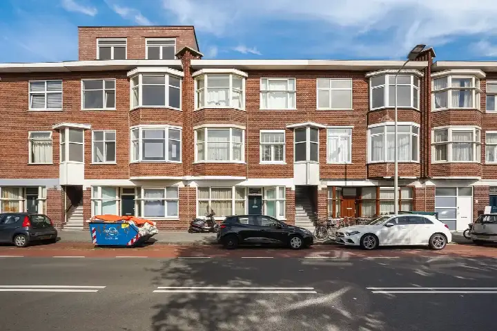 Appartement te koop: Monstersestraat 72, Schildersbuurt-West 'S-Gravenhage