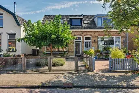 Twee-onder-één-kap te koop: Moriaanseweg West 18, Nieuw-Helvoet Hellevoetsluis