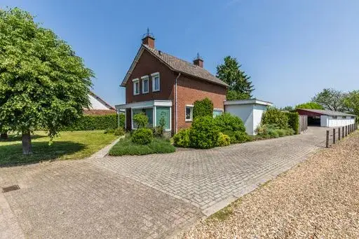Vrijstaande woning te koop: Mortel 35, Kern Roggel Roggel