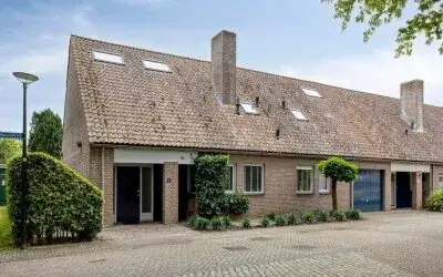 Twee-onder-één-kap te koop: Mosveld 1, Hapert Noord Hapert