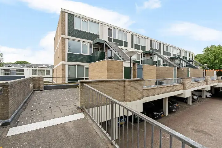 Apartment for rent: Mozartrode 36, Rodenbuurt midden Zoetermeer