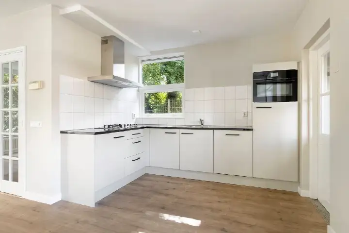 Hoekwoning te koop: Mr. Dr. van den Helmlaan 10, Pijnacker Noord Pijnacker
