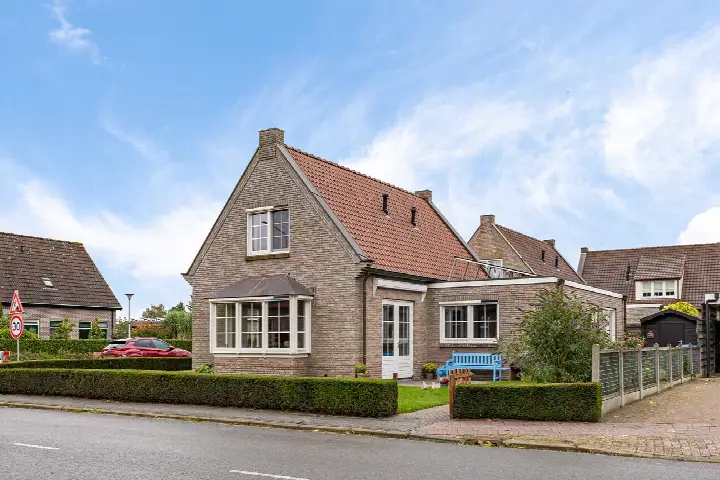Detached house for sale: Mr. Harm Smeengeweg 2, Koekange Koekange