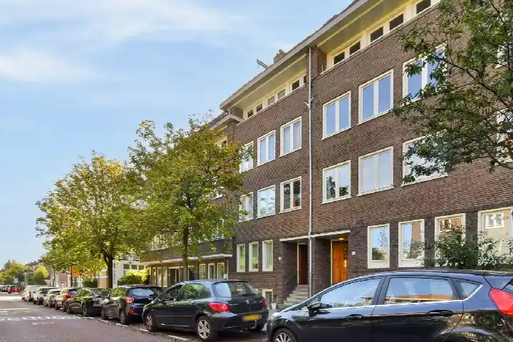 Appartement te koop: Mr. P.N. Arntzeniusweg 14-3, Linnaeusparkbuurt Amsterdam