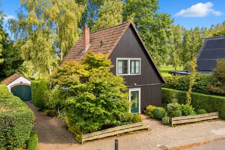 Vrijstaande woning te koop: Muggenbroekerlaan 40, Kapel-Muggenbroek Roermond
