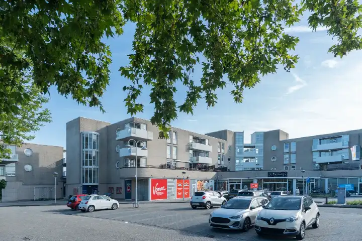 Apartment for sale: Muiderbos 84, Hoofddorp Overbos Noord Hoofddorp