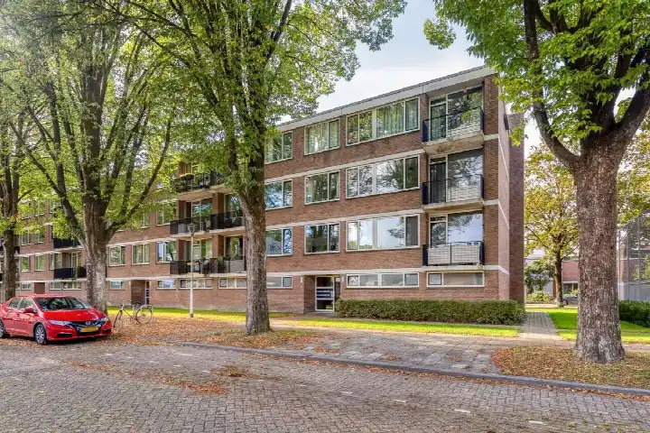 Appartement te koop: Muiderslotstraat 3, Kastelenbuurt Noord Tilburg