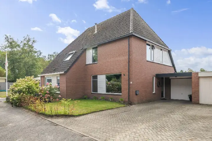 Tussenwoning te koop: Mussenveld 92, Rietlanden Emmen
