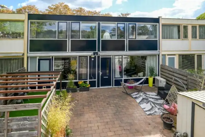 Tussenwoning te koop: Muur 101, Legmeer Uithoorn