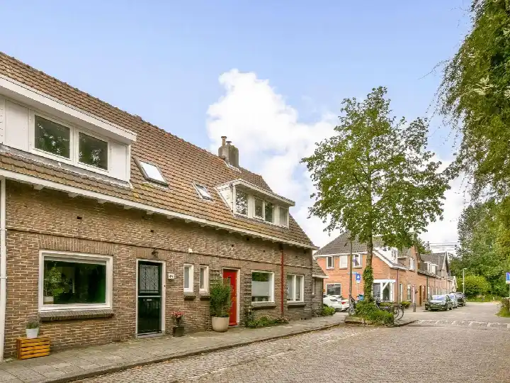 Tussenwoning te koop: Muyskenweg 45, Elinkwijk en omgeving Utrecht