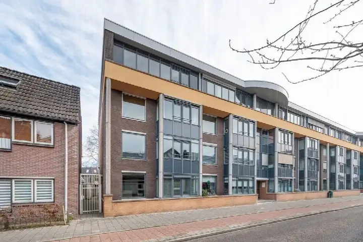 Appartement te huur: Naarderstraat 38B, Langgewenstbuurt Hilversum
