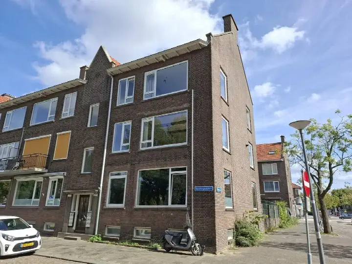Apartment for sale: Nachtegaalplein 20B, Oud Charlois Rotterdam