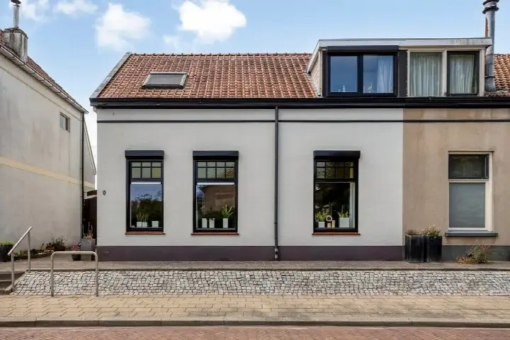 Twee-onder-één-kap te koop: Nachtegaalstraat 9, Winterswijk-Zuidwest Winterswijk