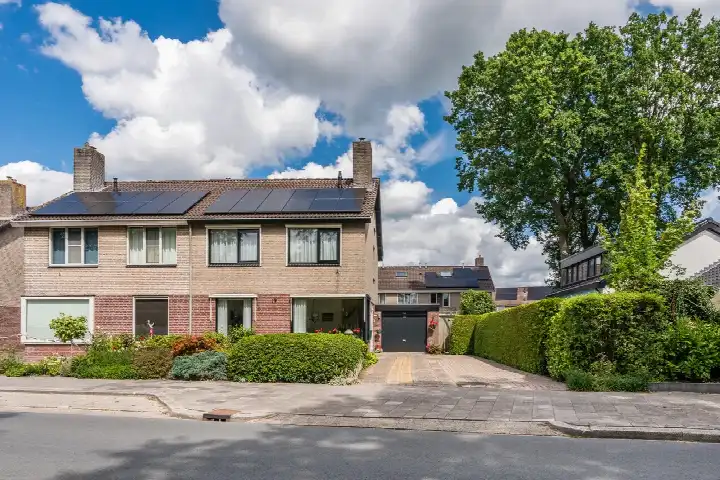 Semi-detached for sale: Nadirlaan 19, Krakeel Hoogeveen