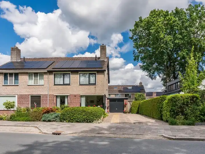 Semi-detached for sale: Nadirlaan 19, Krakeel Hoogeveen