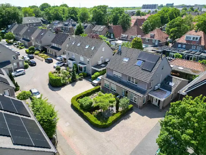 Semi-detached for sale: Narcishof 11, Kortfoort Oss