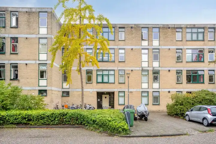 Appartement te koop: Narcisplantsoen 71, Bloemenbuurt Haarlem