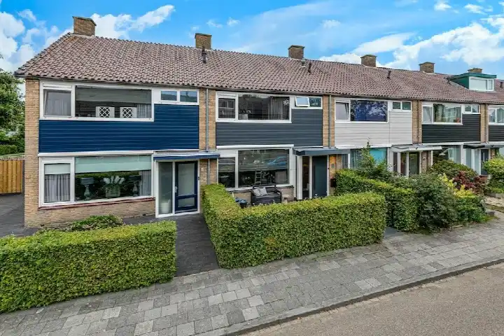 Tussenwoning te koop: Nassaulaan 31, Hoevelaken-Oranjebuurt-Horstbeek Hoevelaken
