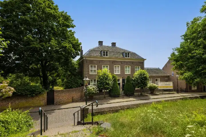 Apartment for sale: Nederstraat 13, Amerongen-Dorp Amerongen