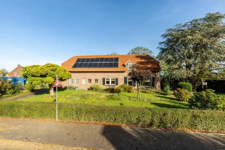 Detached house for sale: Neereindseweg 13, Oostelbeers Oost West En Middelbeers