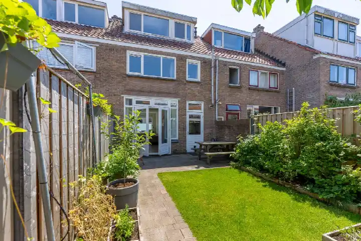 Tussenwoning te koop: Nicolaas Sopingiusstraat 76, Julianapark en omgeving Utrecht