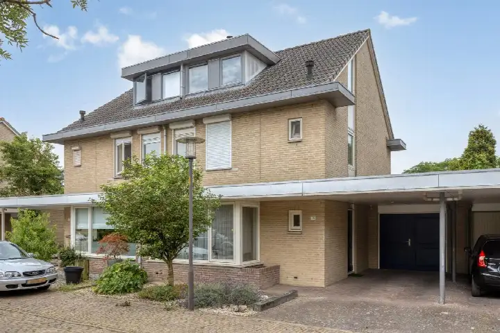 Tussenwoning te koop: Nielingen 79, Millingen aan de Rijn-West Millingen Aan De Rijn