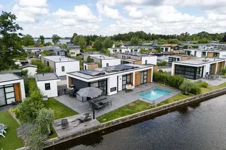 Detached house for sale: Nieuw-Loosdrechtsedijk 215CH026, Boomhoek Loosdrecht