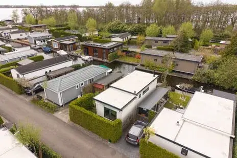 Detached house for sale: Nieuw-Loosdrechtsedijk 217C062, Boomhoek Loosdrecht