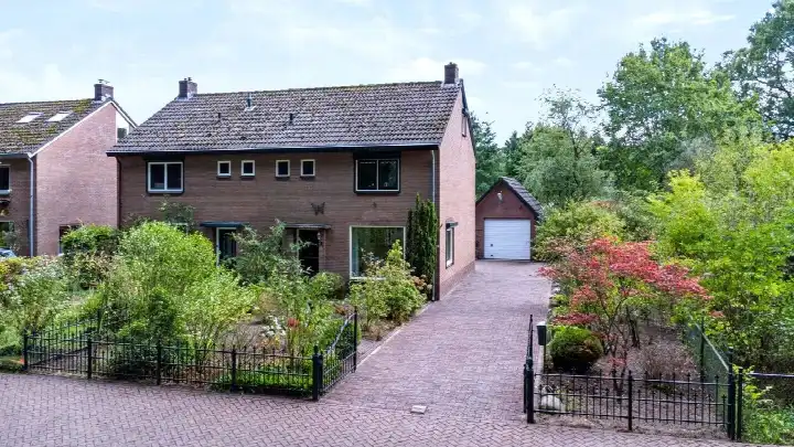 Twee-onder-één-kap te koop: Nieuw Milligenseweg 4, Kootwijk Kootwijk