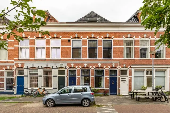 Terraced house for sale: Nieuwe Blekerstraat 17, Schildersbuurt Groningen