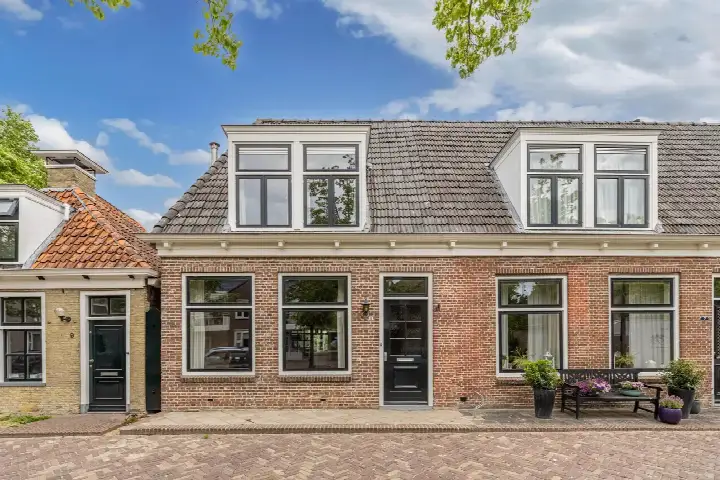 Hoekwoning te koop: Nieuwe Hof 8, Franeker Binnenstad Franeker