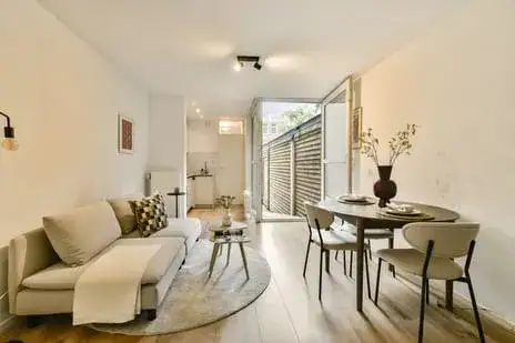 Studio for sale: Nieuwe Kerkstraat 32A, Weesperbuurt Amsterdam
