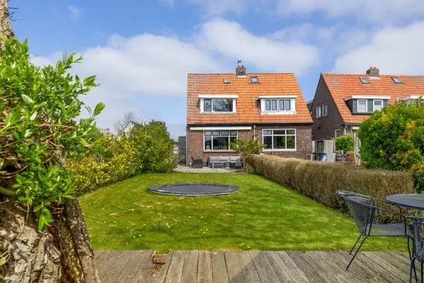 Twee-onder-één-kap te koop: Nieuwedijk 52, Lemmer-Kom Lemmer