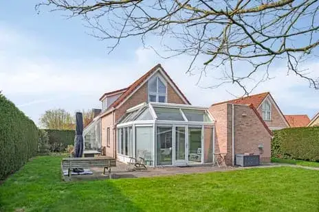 Vrijstaande woning te koop: Nieuwesluisweg 1-074, Verspreide huizen Breskens Breskens