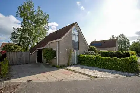 Vrijstaande woning te koop: Nieuwesluisweg 1-143, Verspreide huizen Breskens Breskens