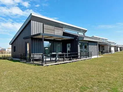 Vrijstaande woning te koop: Nieuwesluisweg 1A728, Verspreide huizen Breskens Breskens