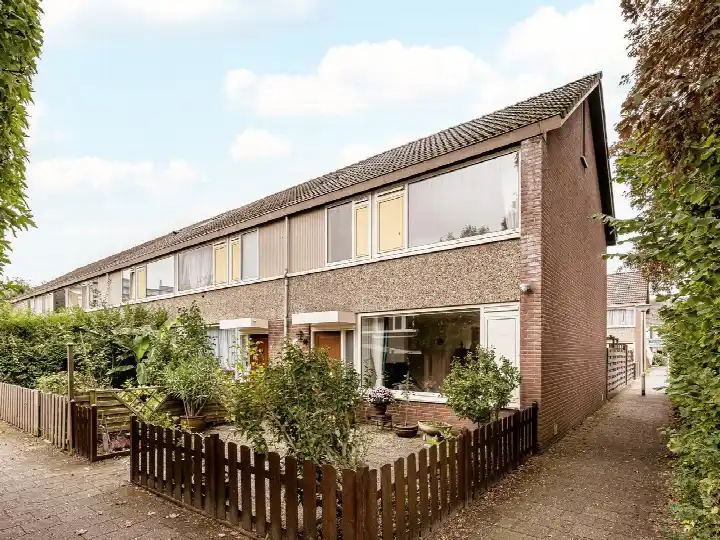 Hoekwoning te koop: Nieuwewater 69, Waterbuurt laag Zoetermeer
