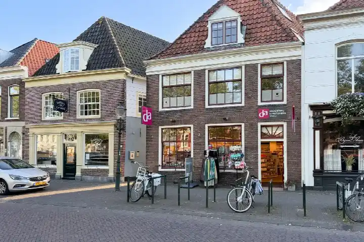 Terraced house for sale: Nieuwstad 60, Weesp Centrum Weesp