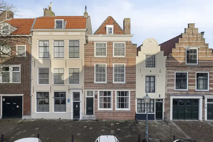 Terraced house for sale: Nieuwstraat 13, Oude Binnenstad Vlissingen
