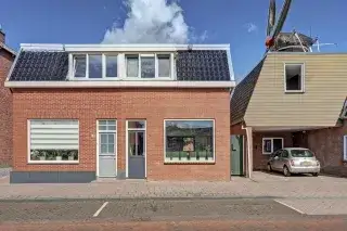 Twee-onder-één-kap te koop: Nieuwstraat 79, Nieuwstraat -Witvoet en omgeving Almelo