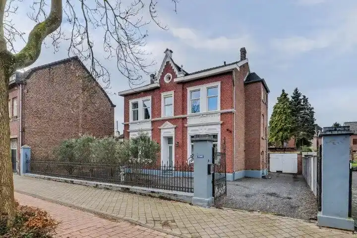 Vrijstaande woning te koop: Nieuwstraat 93, Bleijerheide Kerkrade