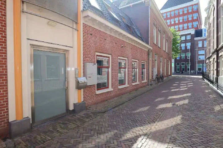 Appartement te huur: Nieuwstraatje 2, Blokhuisplein Leeuwarden
