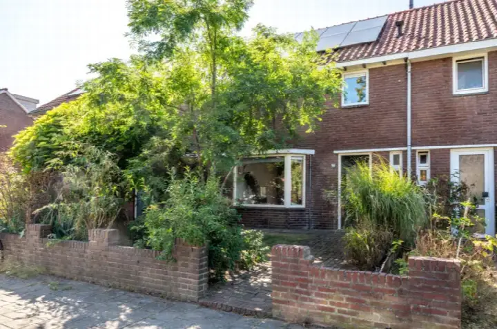 Tussenwoning te koop: Nimrodstraat 30, Hazenkamp Nijmegen