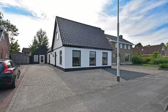 Vrijstaande woning te koop: Noarder Stasjonsstrjitte 59, De Westereen De Westereen